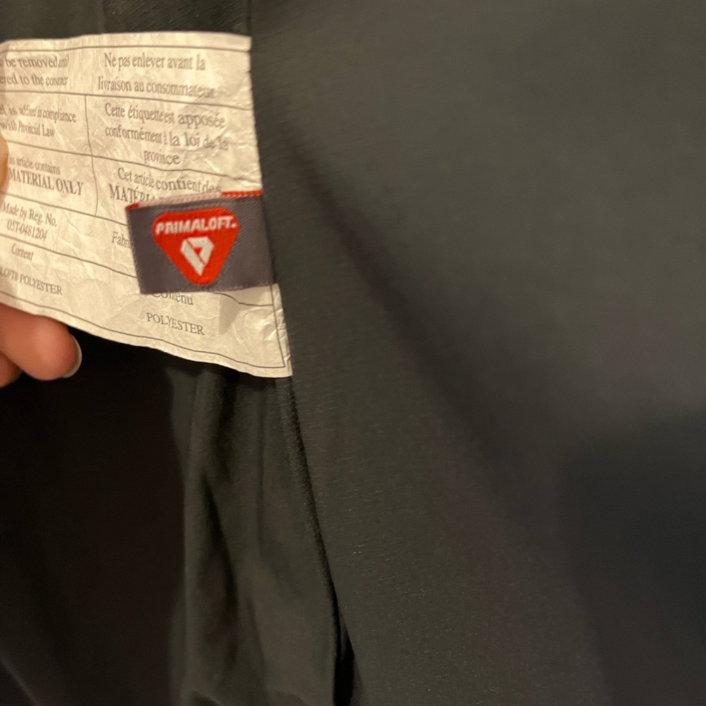 Lululemon Men’s Primaloft Jacket - Picture 8 of 8